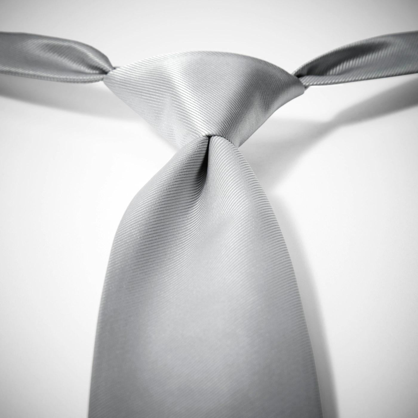 Platinum Pre-Tied Tie