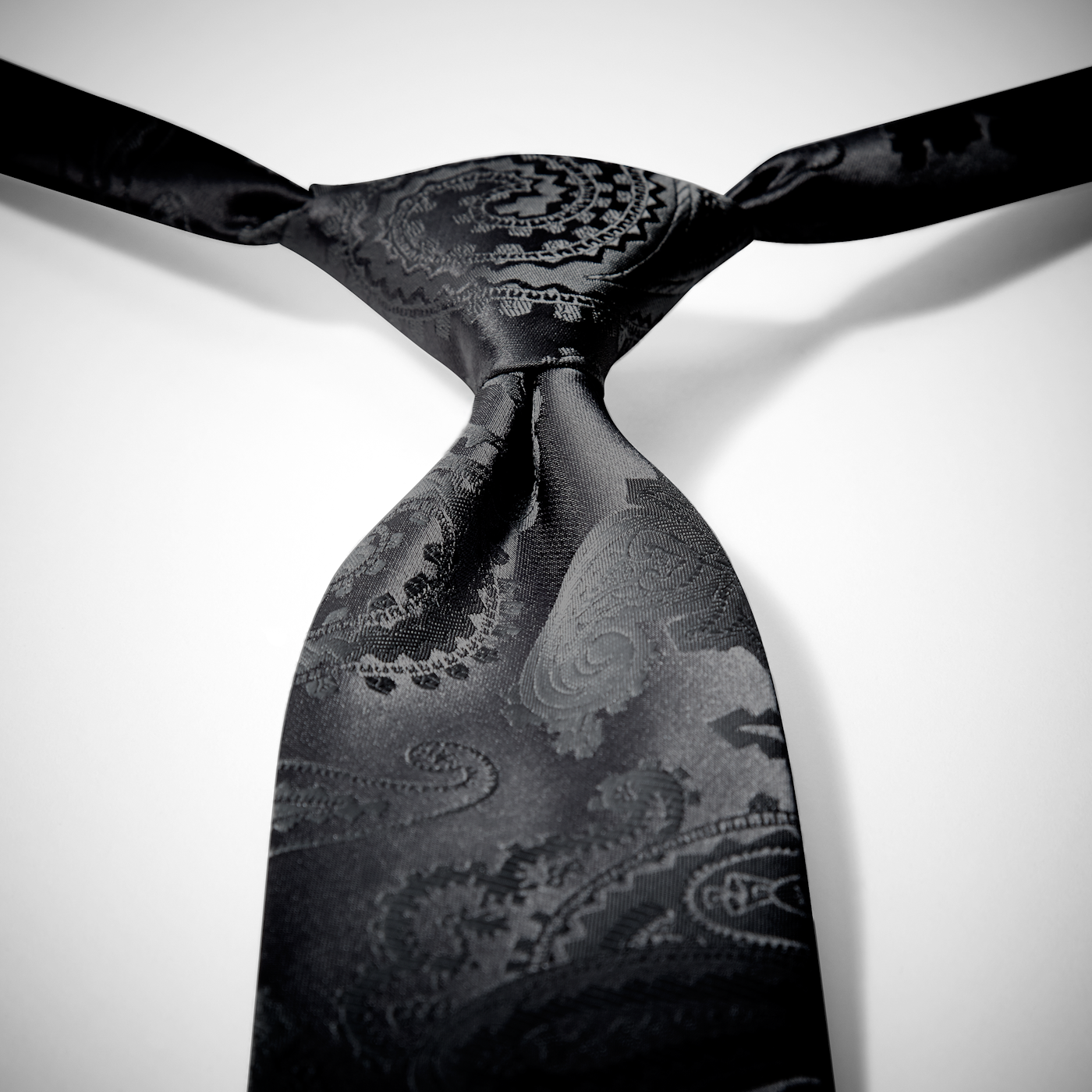 Black Paisley Pre-Tied Tie