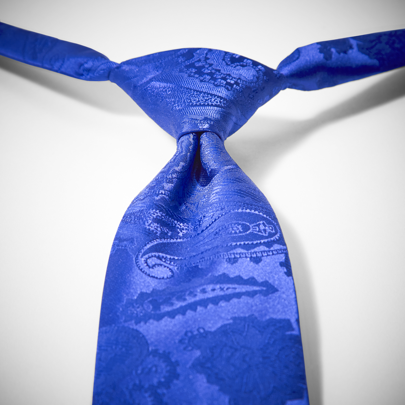Royal Blue Paisley Pre-Tied Tie