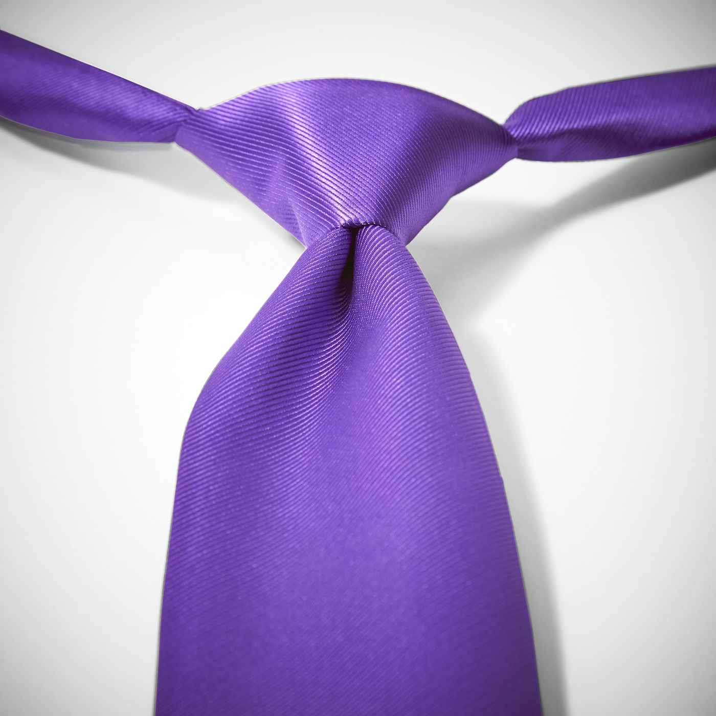 Viola Pre-Tied Tie
