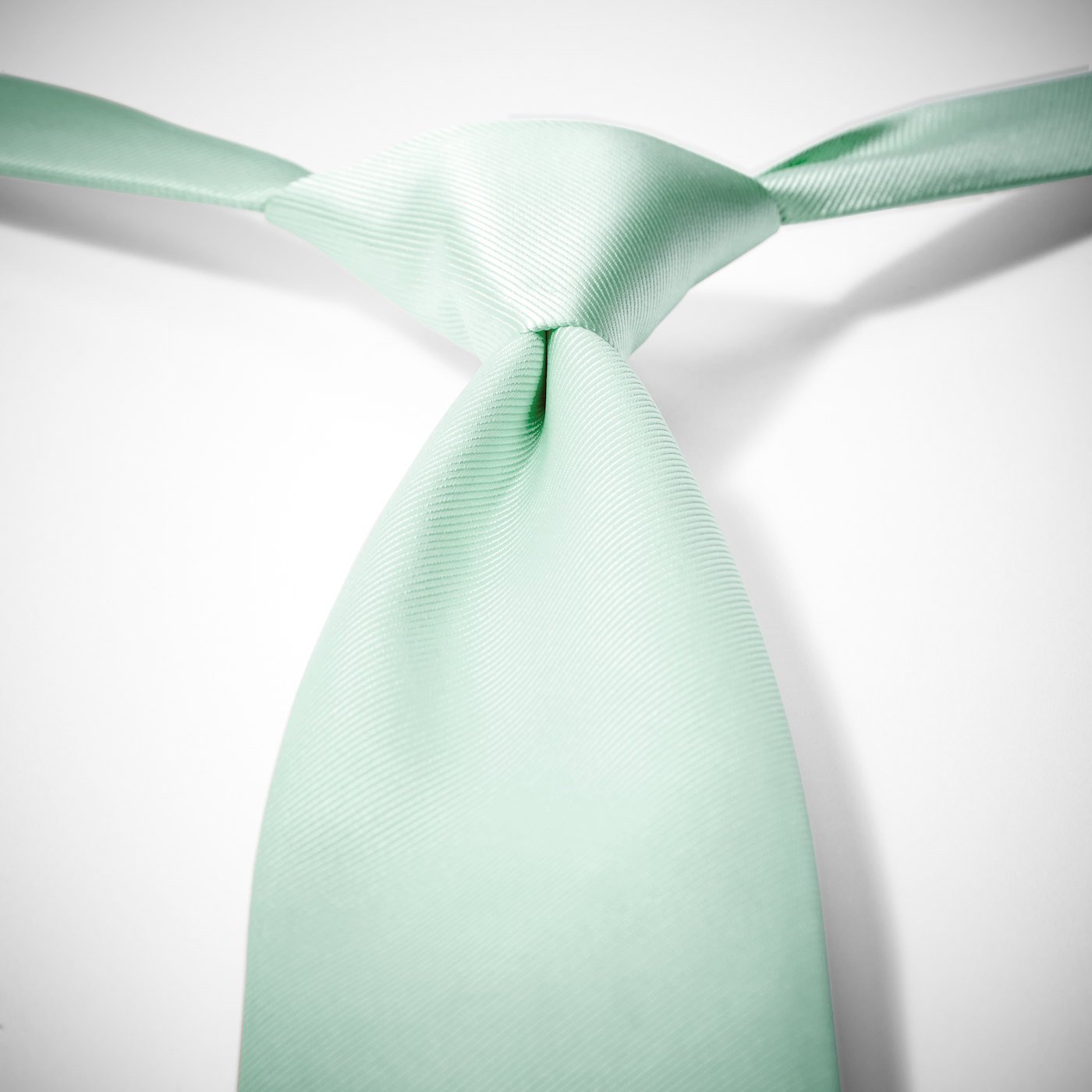 Mint Pre-Tied Tie
