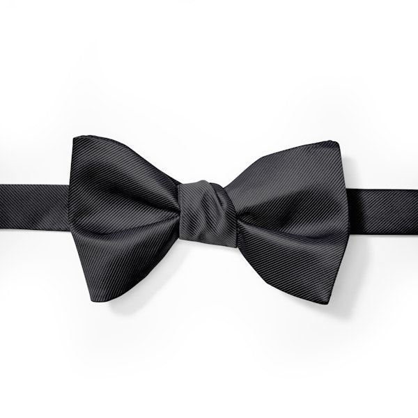 Black Pre-Tied Bow Tie