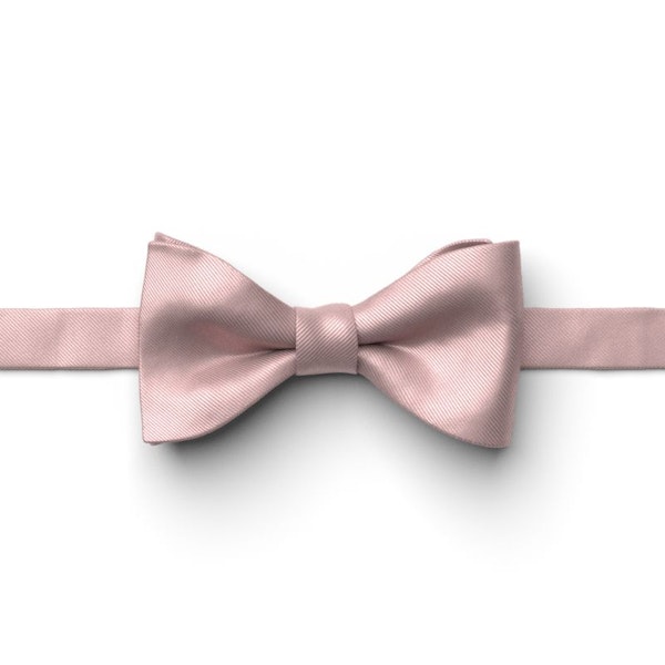 Quartz Pre-Tied Bow Tie