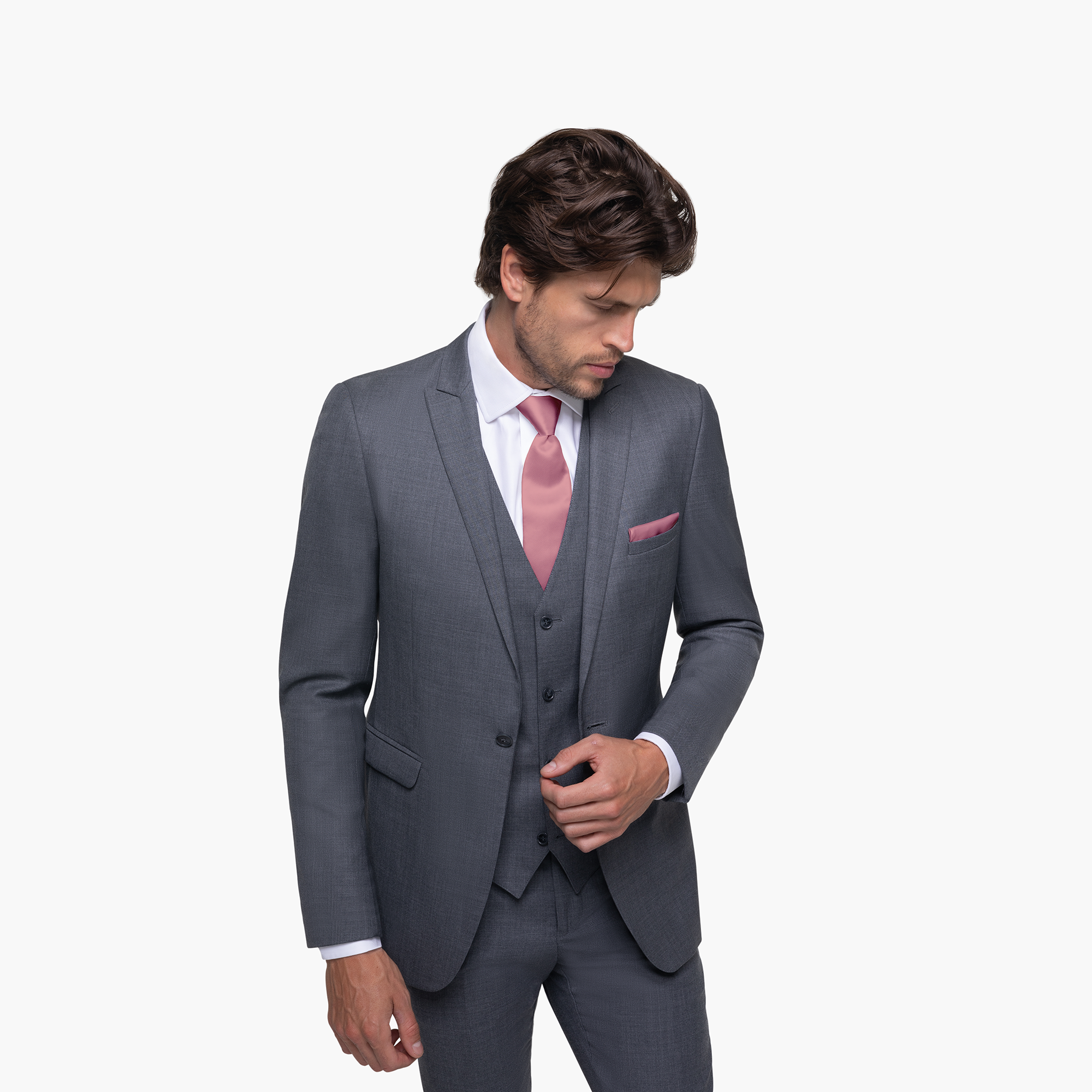 Charcoal Suit with a White Shirt & Grey Tie | Charcoal gray suit, Dark gray  suit, Mens dark grey suit