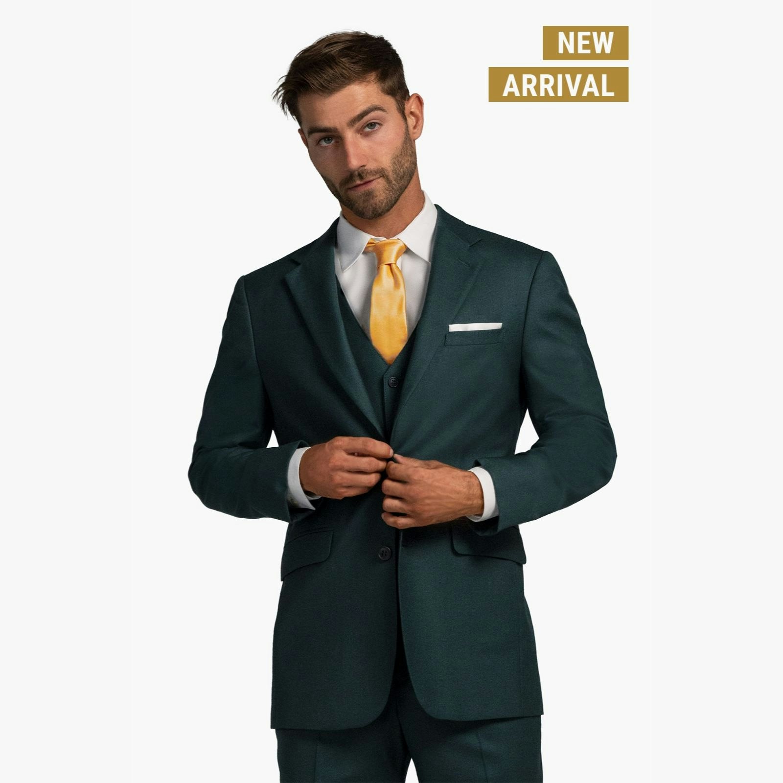 A man wearing our Hunter Green Suit