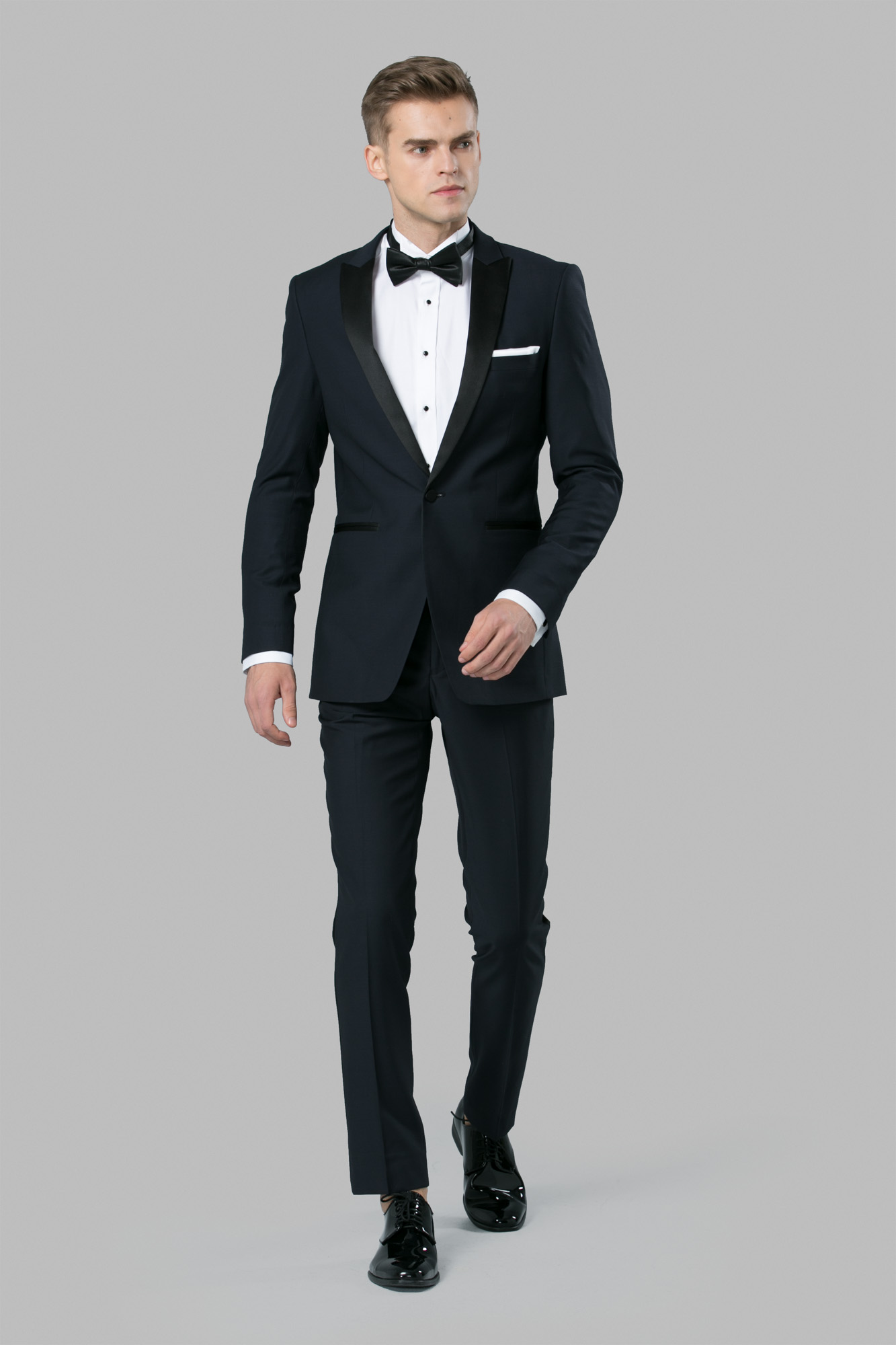 Blue Edge Notch Lapel Tuxedo | Menguin | Blue Tuxedo Rental