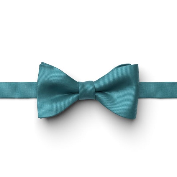 Oasis Pre-Tied Bow Tie